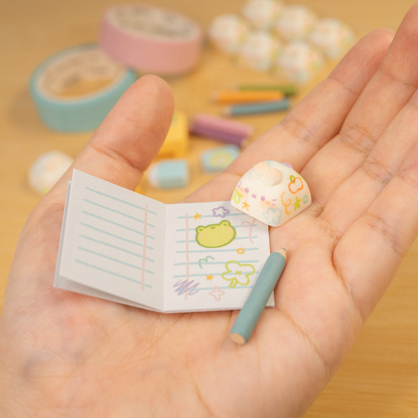 Doodles - Lucky Bun Bun (b)