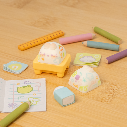 Doodles - Lucky Bun Bun (b)